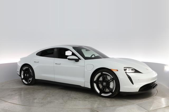2021 Porsche Taycan — photo 7 of 23