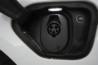 2021 Porsche Taycan — photo 22 of 23