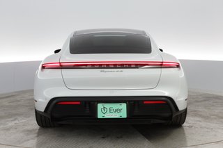 2021 Porsche Taycan — photo 8 of 23