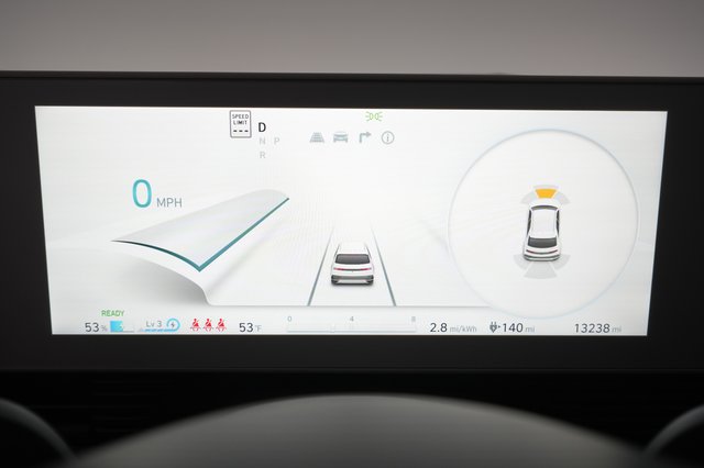 2024 Hyundai IONIQ 5 — photo 4 of 26