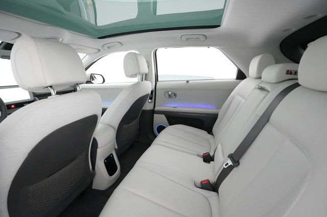 2024 Hyundai IONIQ 5 — photo 18 of 26