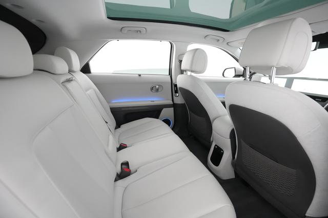 2024 Hyundai IONIQ 5 — photo 3 of 26