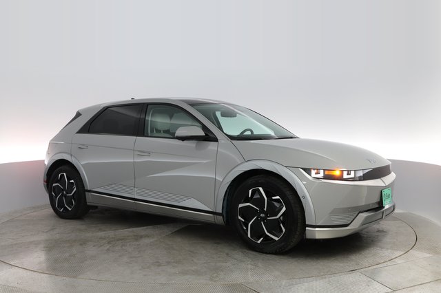 2024 Hyundai IONIQ 5 — photo 8 of 26