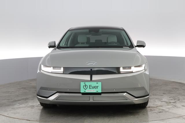 2024 Hyundai IONIQ 5 — photo 6 of 26