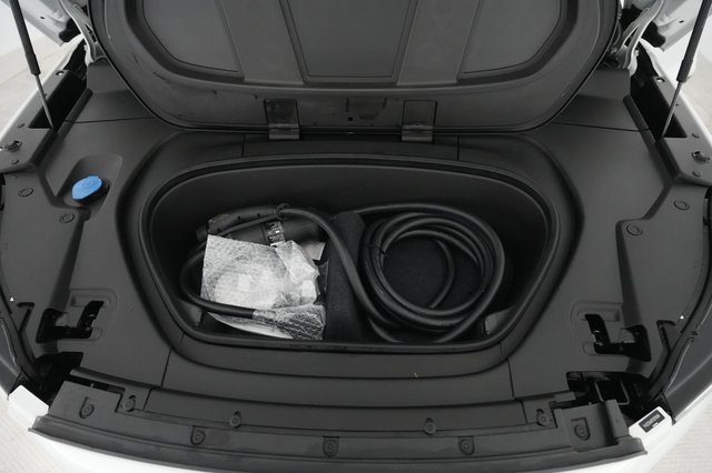 2023 Volvo XC40 Recharge — photo 19 of 23