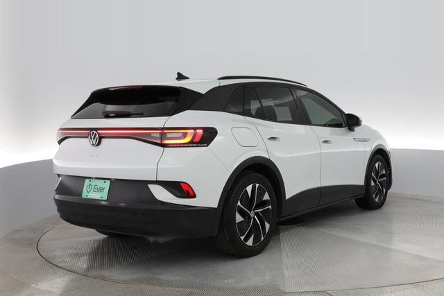 2021 Volkswagen ID.4 — photo 2 of 25