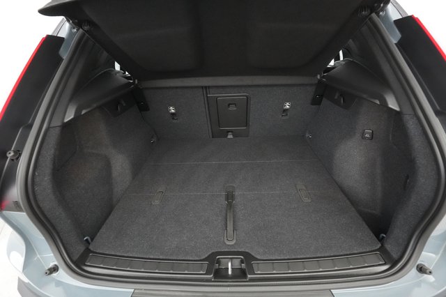 2023 Volvo XC40 Recharge — photo 18 of 22