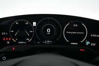 2021 Porsche Taycan — photo 36 of 38