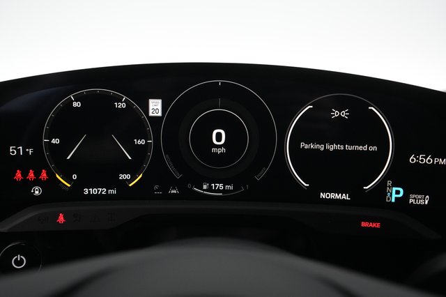 2021 Porsche Taycan — photo 36 of 38