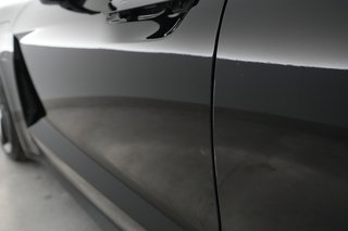 2021 Porsche Taycan — photo 30 of 38