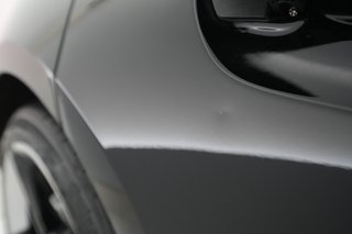 2021 Porsche Taycan — photo 33 of 38