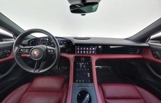 2021 Porsche Taycan — photo 16 of 38