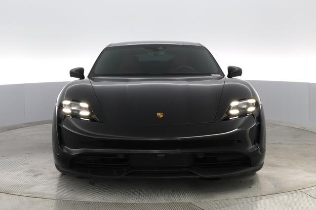 2021 Porsche Taycan — photo 6 of 38