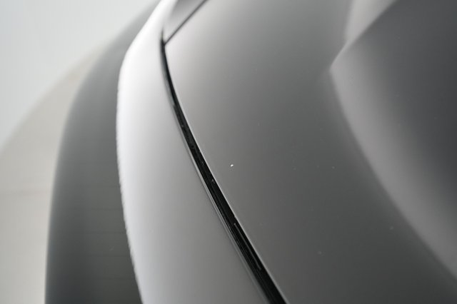 2021 Porsche Taycan — photo 28 of 38