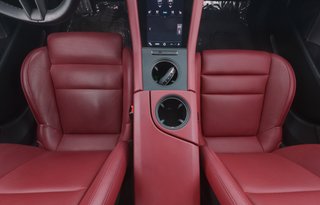 2021 Porsche Taycan — photo 17 of 38