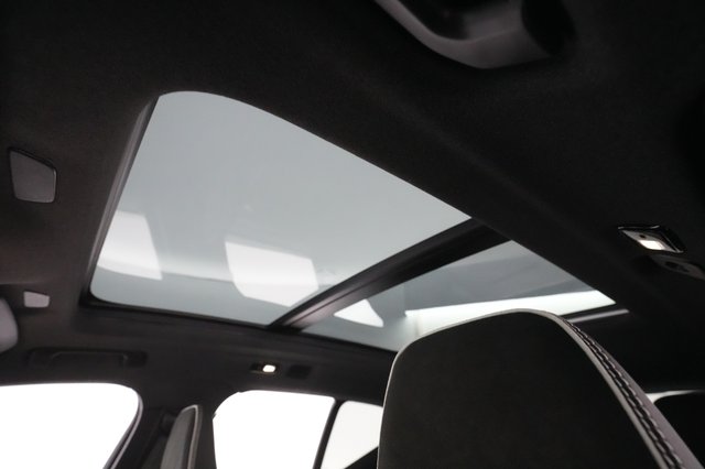2023 Volvo XC40 Recharge — photo 23 of 25