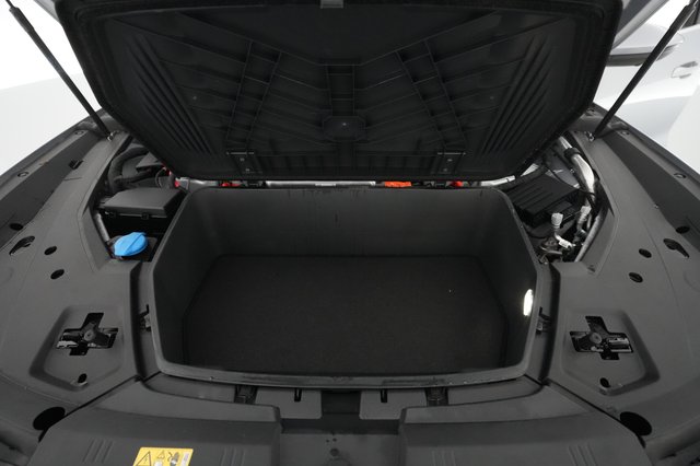 2019 Audi e-tron — photo 21 of 23