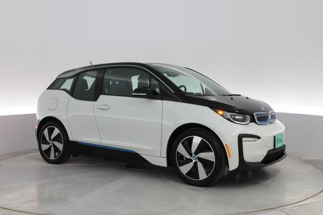 2021 BMW i3 — photo 8 of 25