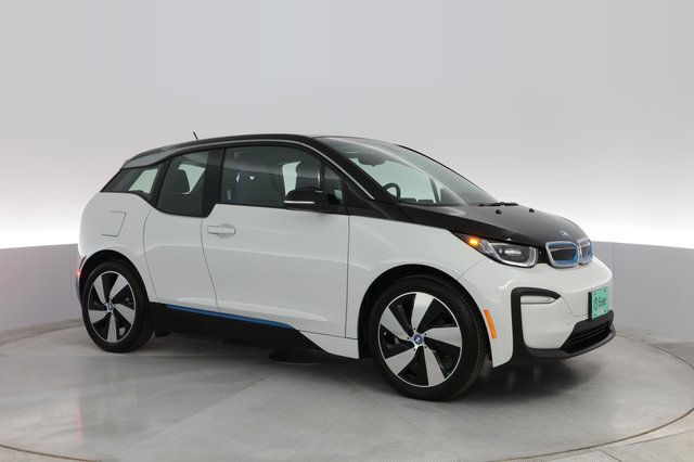2021 BMW i3 — photo 8 of 25