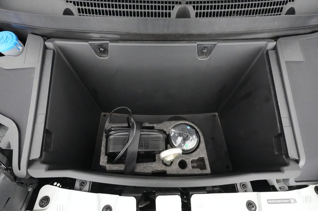 2021 BMW i3 — photo 20 of 25