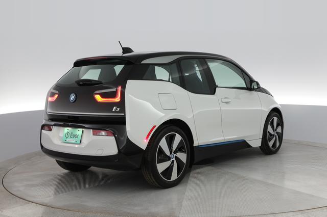 2021 BMW i3 — photo 9 of 25