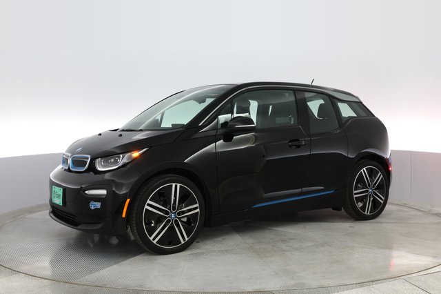 2021 BMW i3 — photo 12 of 27