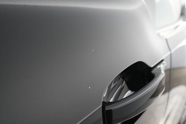 2021 BMW i3 — photo 22 of 27