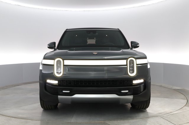 2023 Rivian R1S — photo 6 of 27