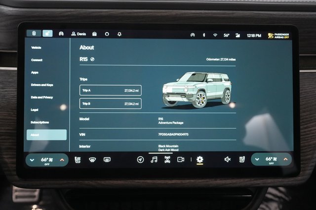 2023 Rivian R1S — photo 26 of 27