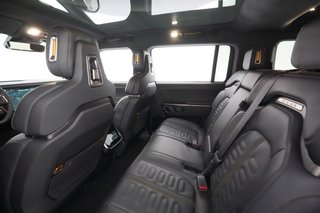 2023 Rivian R1S — photo 18 of 27