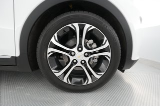 2019 Chevrolet Bolt EV — photo 13 of 25