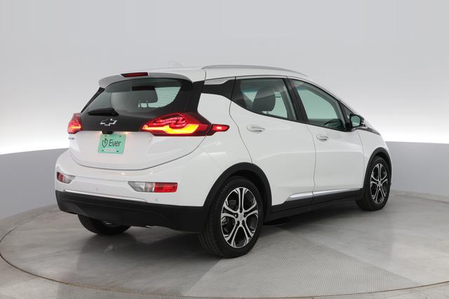 2019 Chevrolet Bolt EV — photo 2 of 25