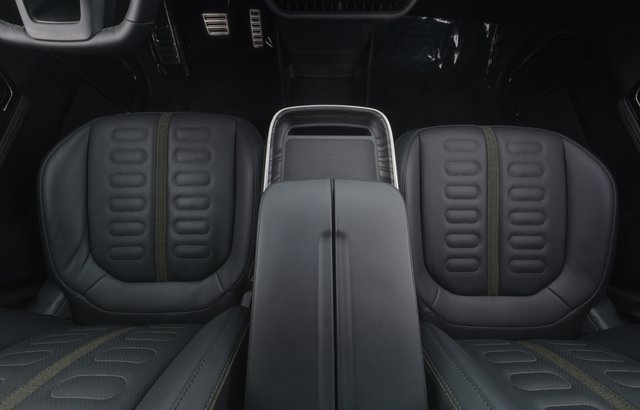 2022 Rivian R1T — photo 20 of 26