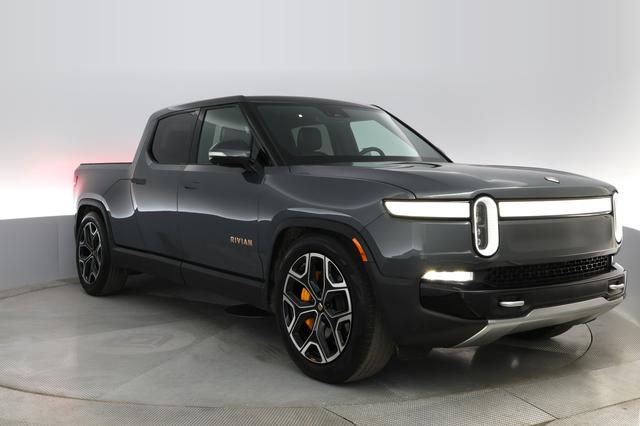2022 Rivian R1T — photo 7 of 26