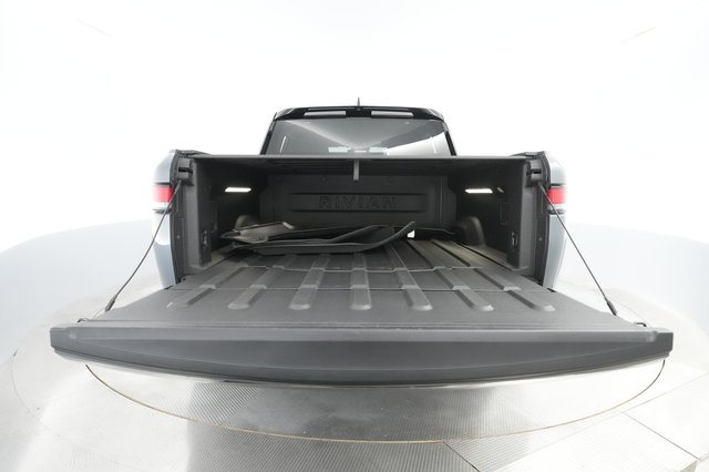 2022 Rivian R1T — photo 24 of 26