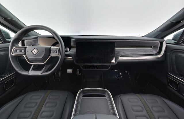 2022 Rivian R1T — photo 19 of 26