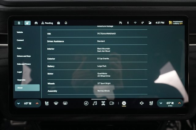 2022 Rivian R1T — photo 26 of 26
