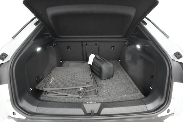 2021 Volkswagen ID.4 — photo 20 of 25