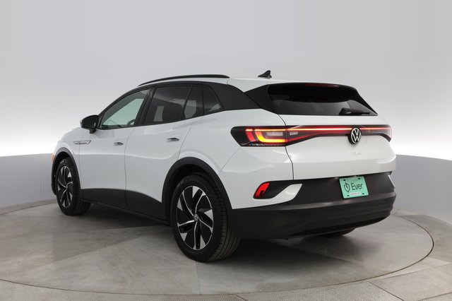 2021 Volkswagen ID.4 — photo 9 of 25