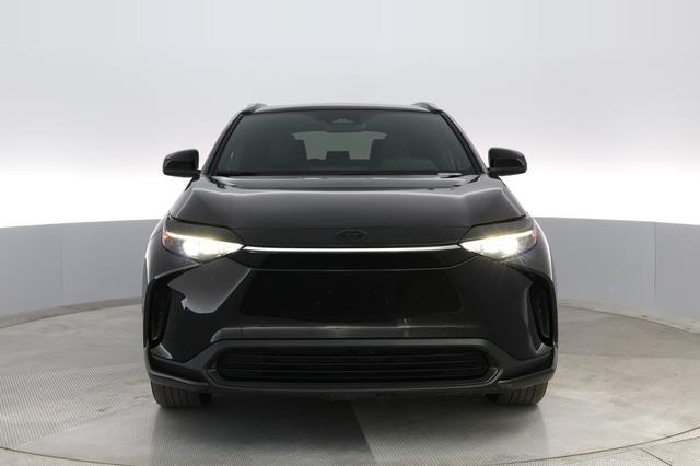 2023 Toyota bZ4X — photo 6 of 32