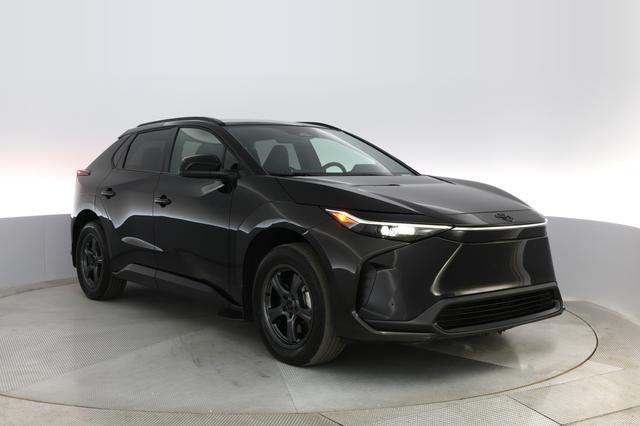 2023 Toyota bZ4X — photo 7 of 32