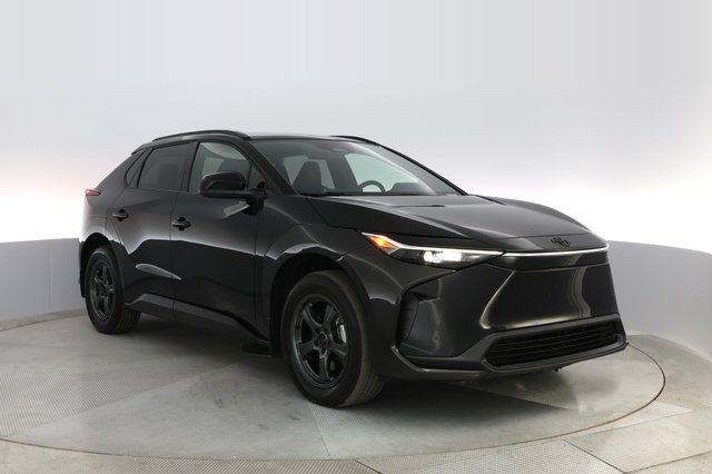 2023 Toyota bZ4X — photo 7 of 32