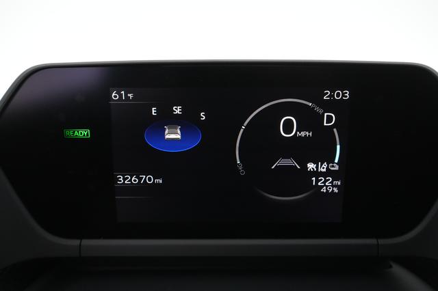 2023 Toyota bZ4X — photo 4 of 32