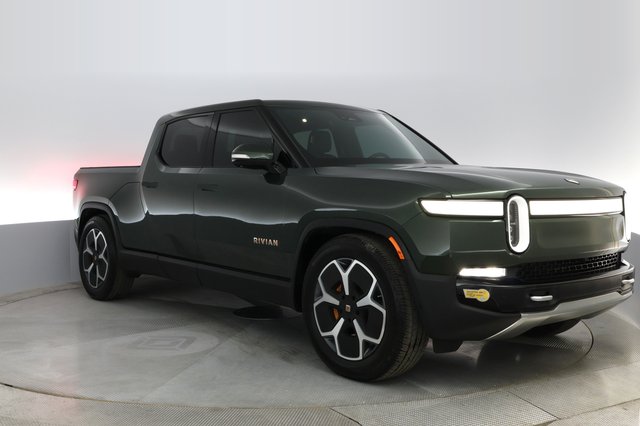 2022 Rivian R1T — photo 7 of 29