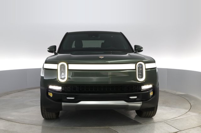 2022 Rivian R1T — photo 6 of 29