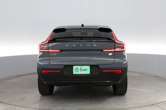 2023 Volvo C40 Recharge — photo 8 of 28