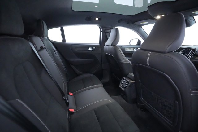 2023 Volvo C40 Recharge — photo 3 of 28