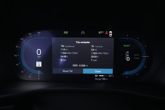 2023 Volvo C40 Recharge — photo 4 of 28
