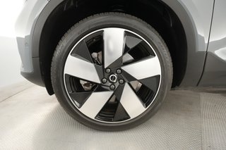 2023 Volvo C40 Recharge — photo 11 of 28