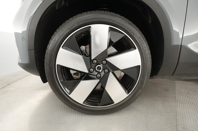 2023 Volvo C40 Recharge — photo 11 of 28
